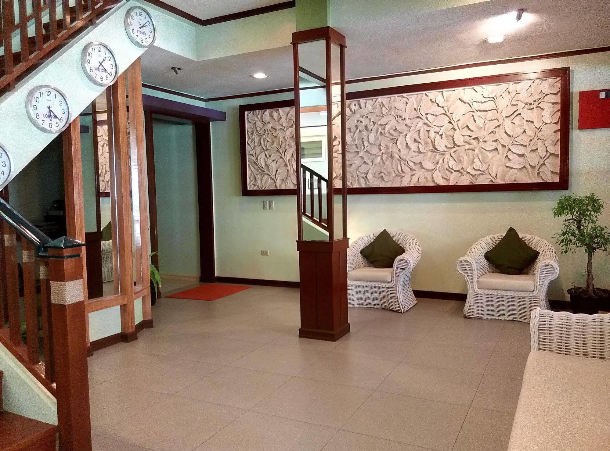 Shore Time Boracay Hotel 3*